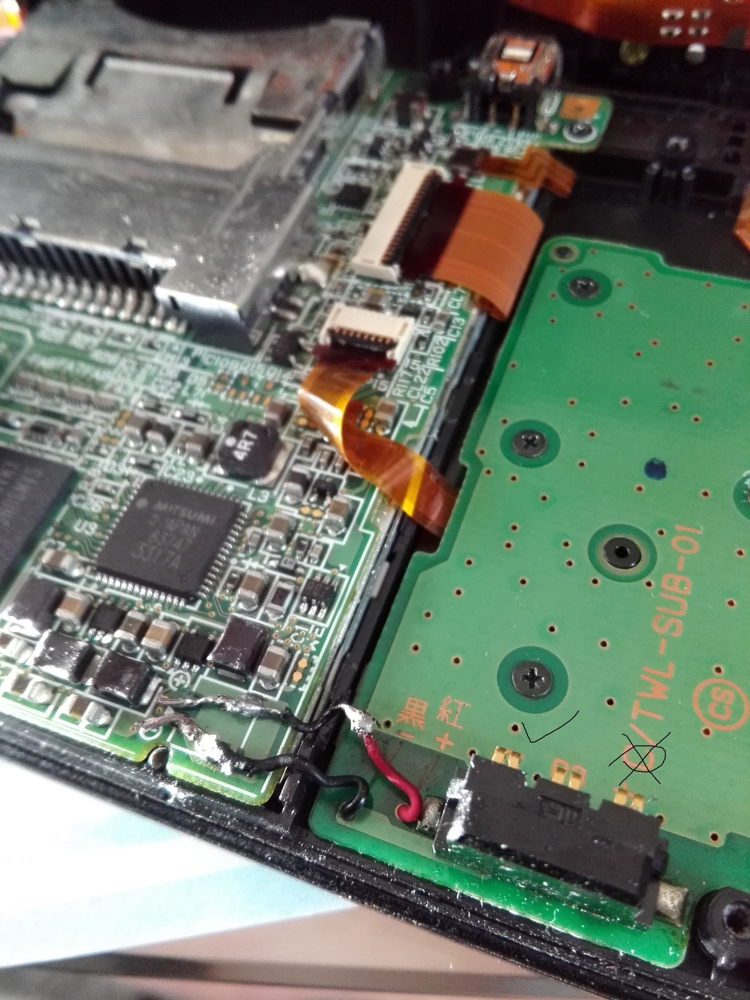 Dsi Power Board connector ripped off | GBAtemp.net - The Independent Video  Game Community