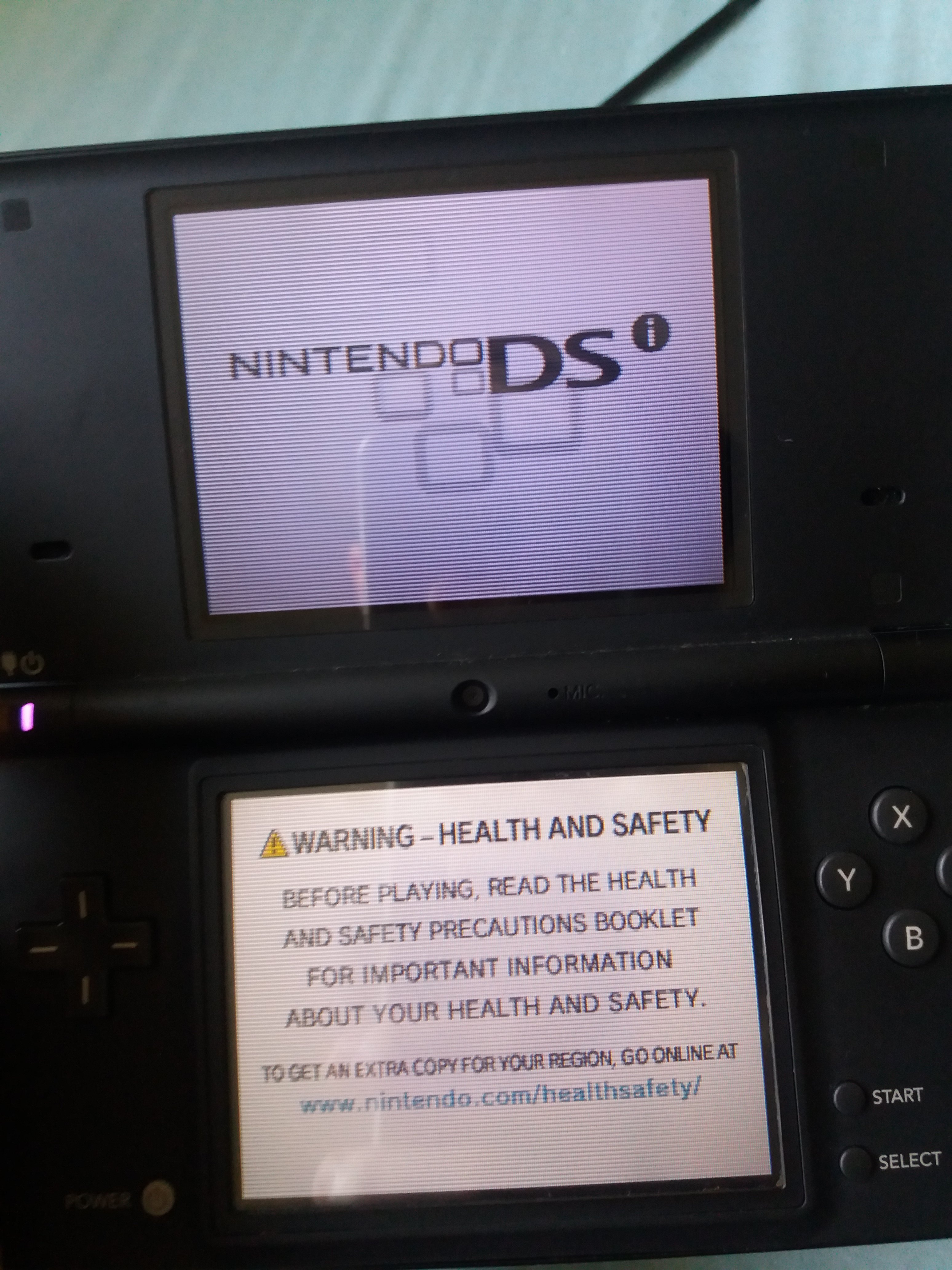 My top screen on DSi is a bit too dark | GBAtemp.net - The Independent  Video Game Community
