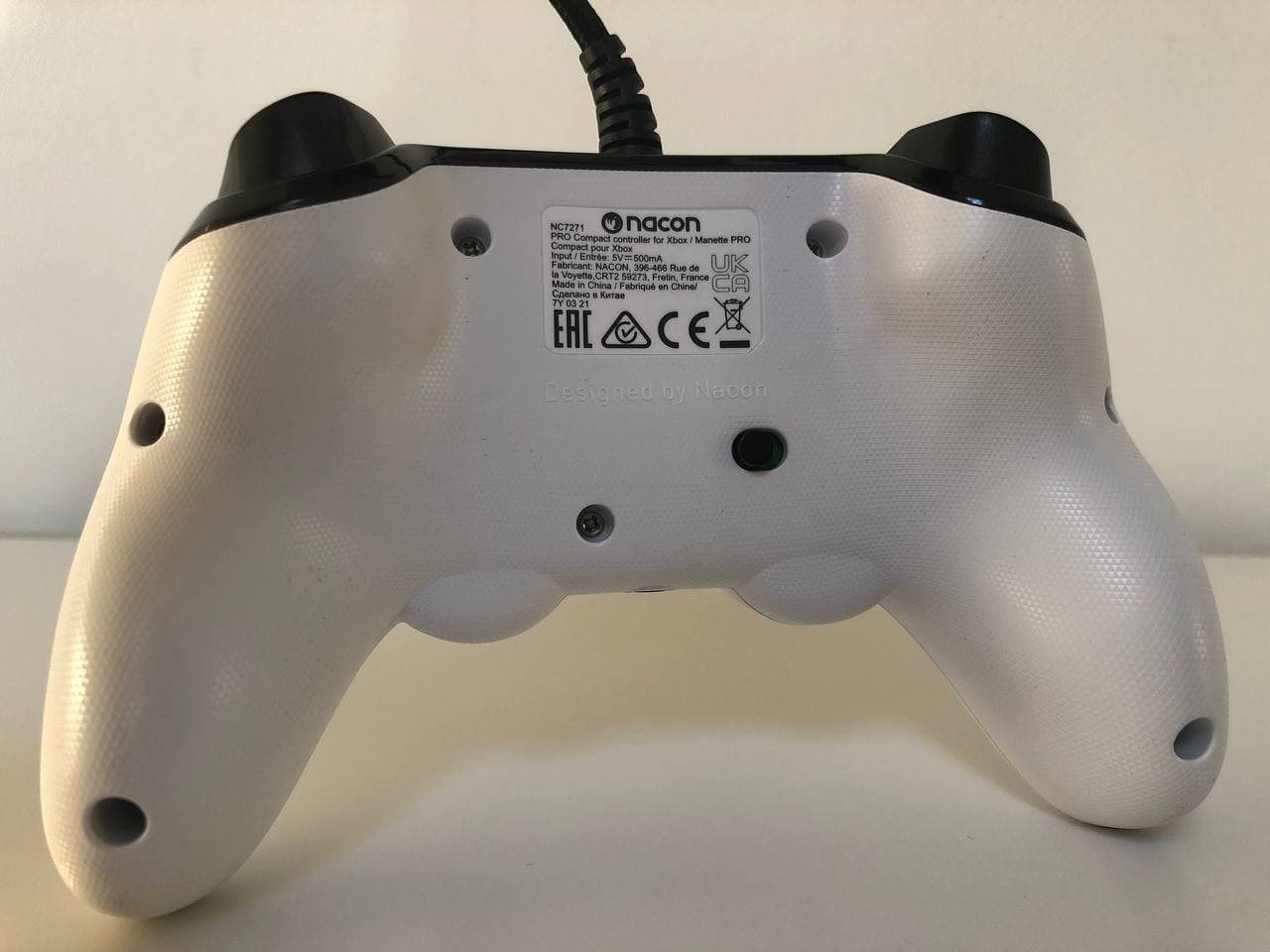 Pro Compact Controller Black for Xbox - Nacon