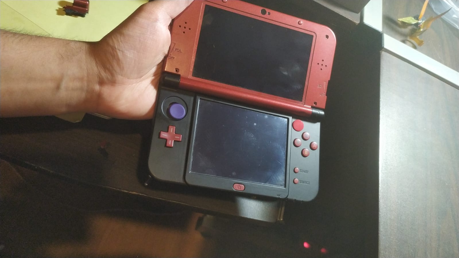 Will new 3ds xl power on with this parts disconnected? | GBAtemp.net - The  Independent Video Game Community