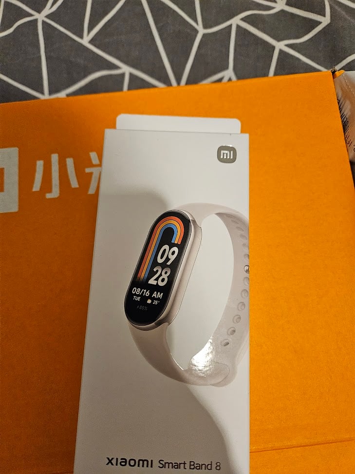 Xiaomi Mi band 8 : Games walk through. And where to find them