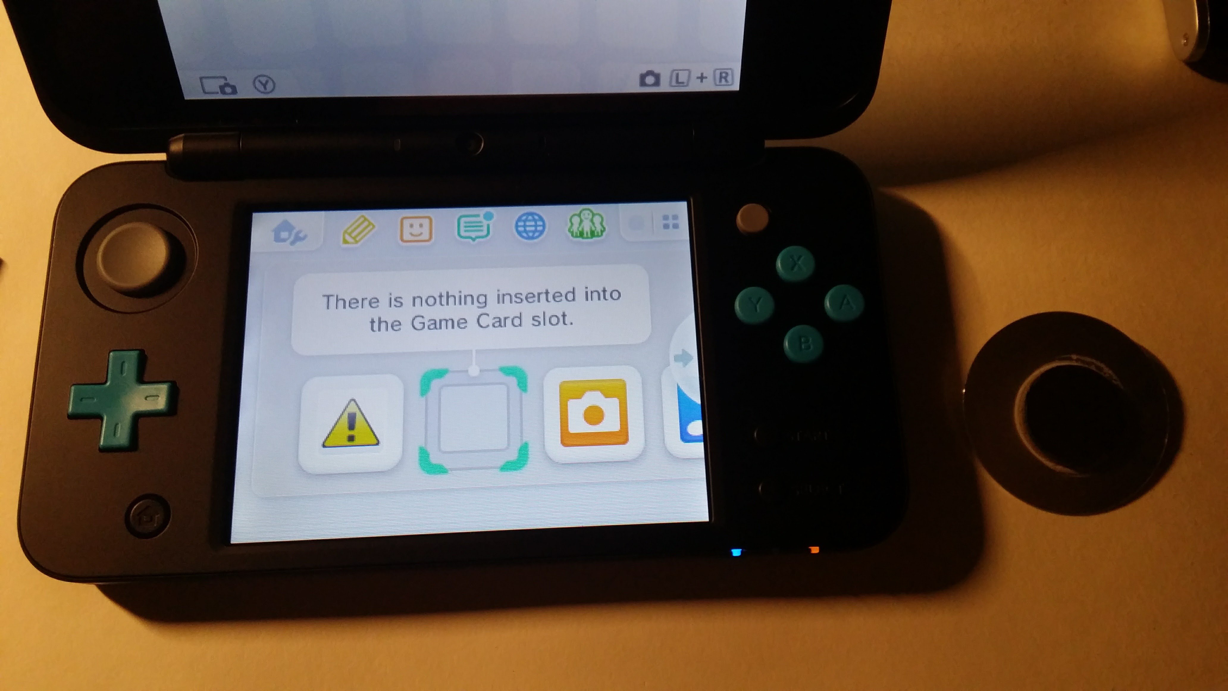 New Nintendo 2DS XL magnet point | GBAtemp.net - The Independent Video Game  Community