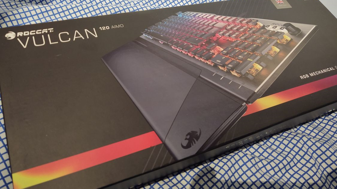 Roccat Vulcan 120 Aimo Keyboard - Full Review and Benchmarks