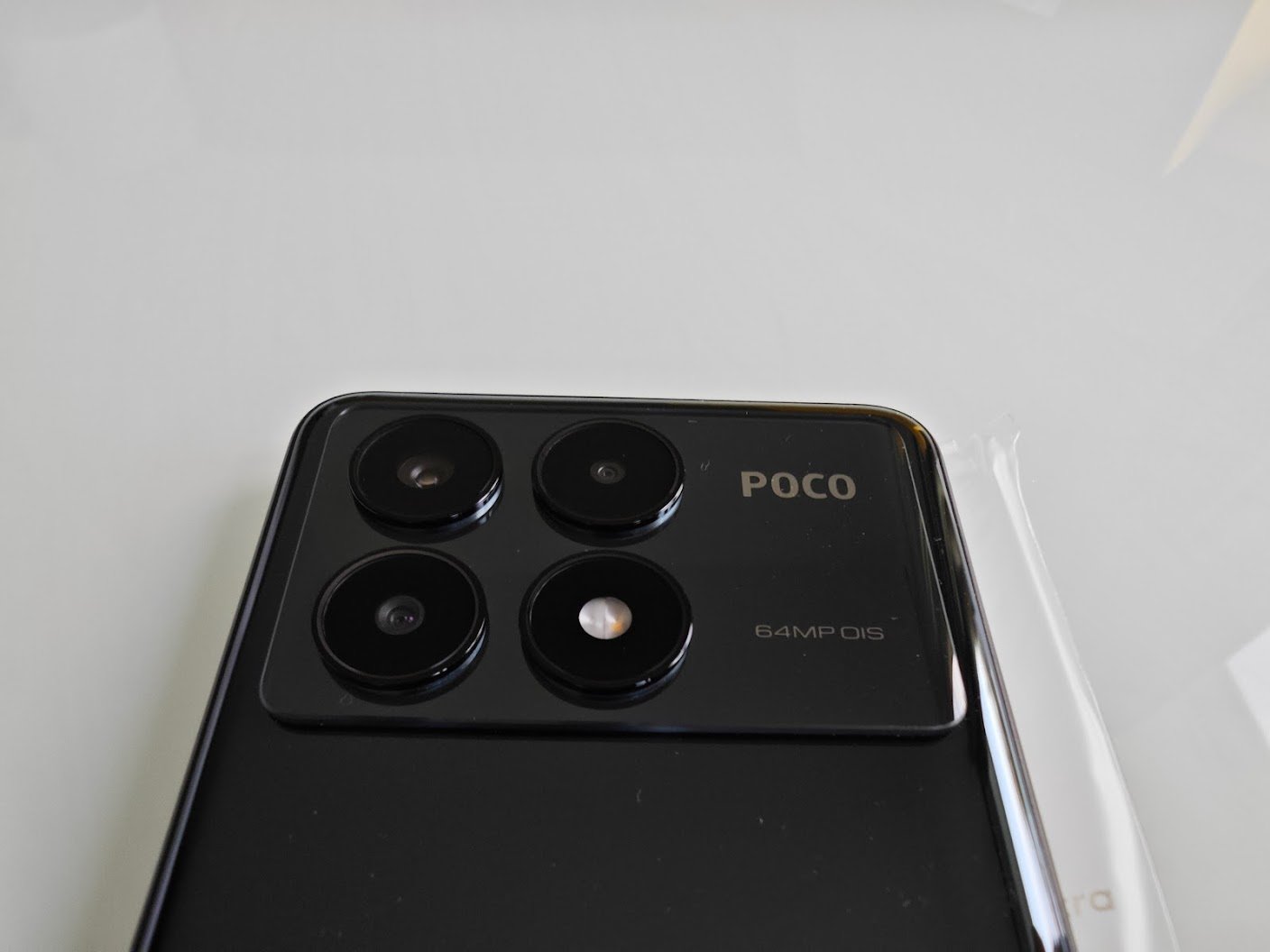 Poco X6 and X6 Pro debut with updated chipsets, 67W charging and longer  software support -  news