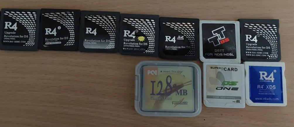 Which flashcard would be the best from these ones for a ds lite (price is  the same for all of them)? | GBAtemp.net - The Independent Video Game  Community