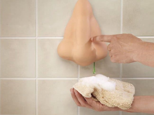 giant-nose-soap-dispenser.jpg