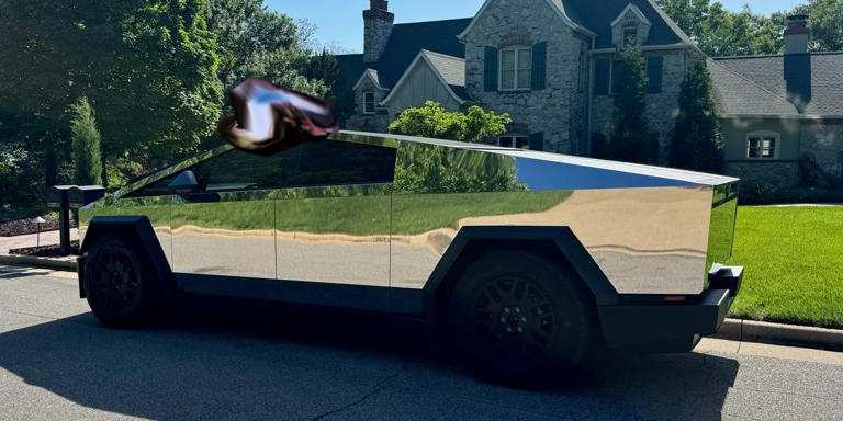 MetalCapTruck.png
