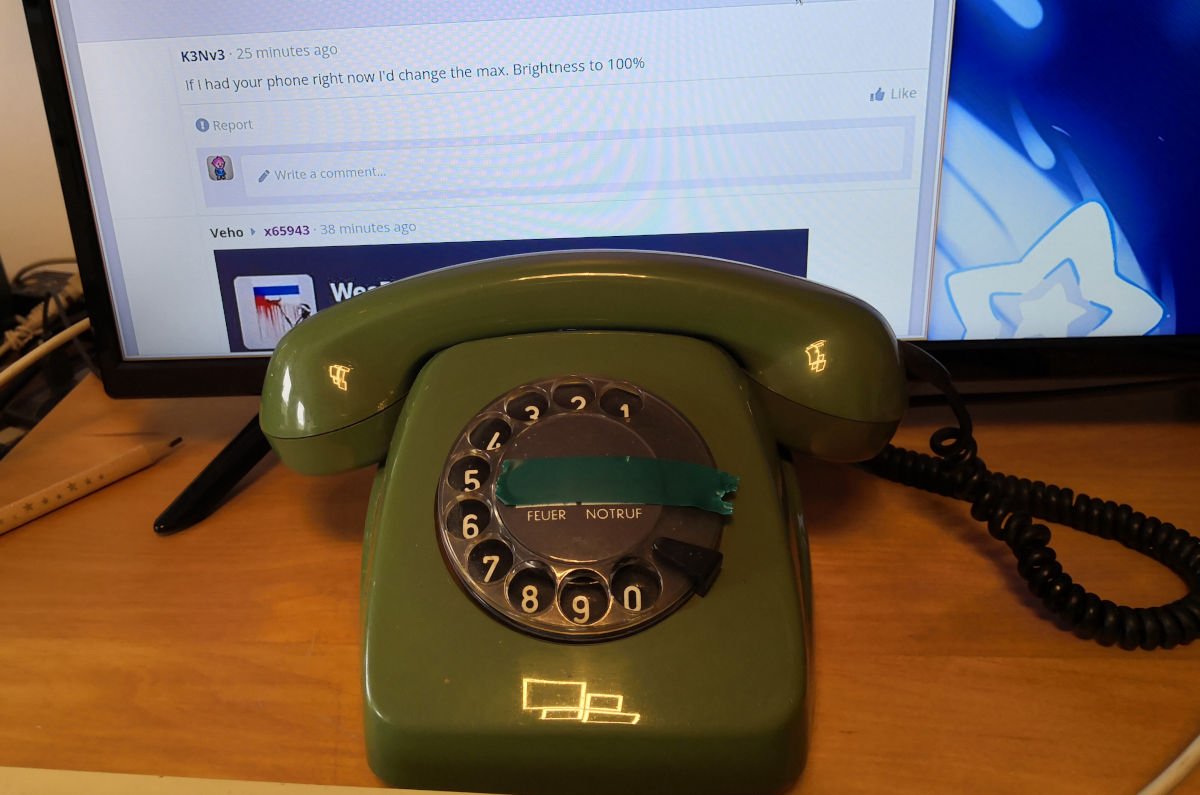 Phone.jpg
