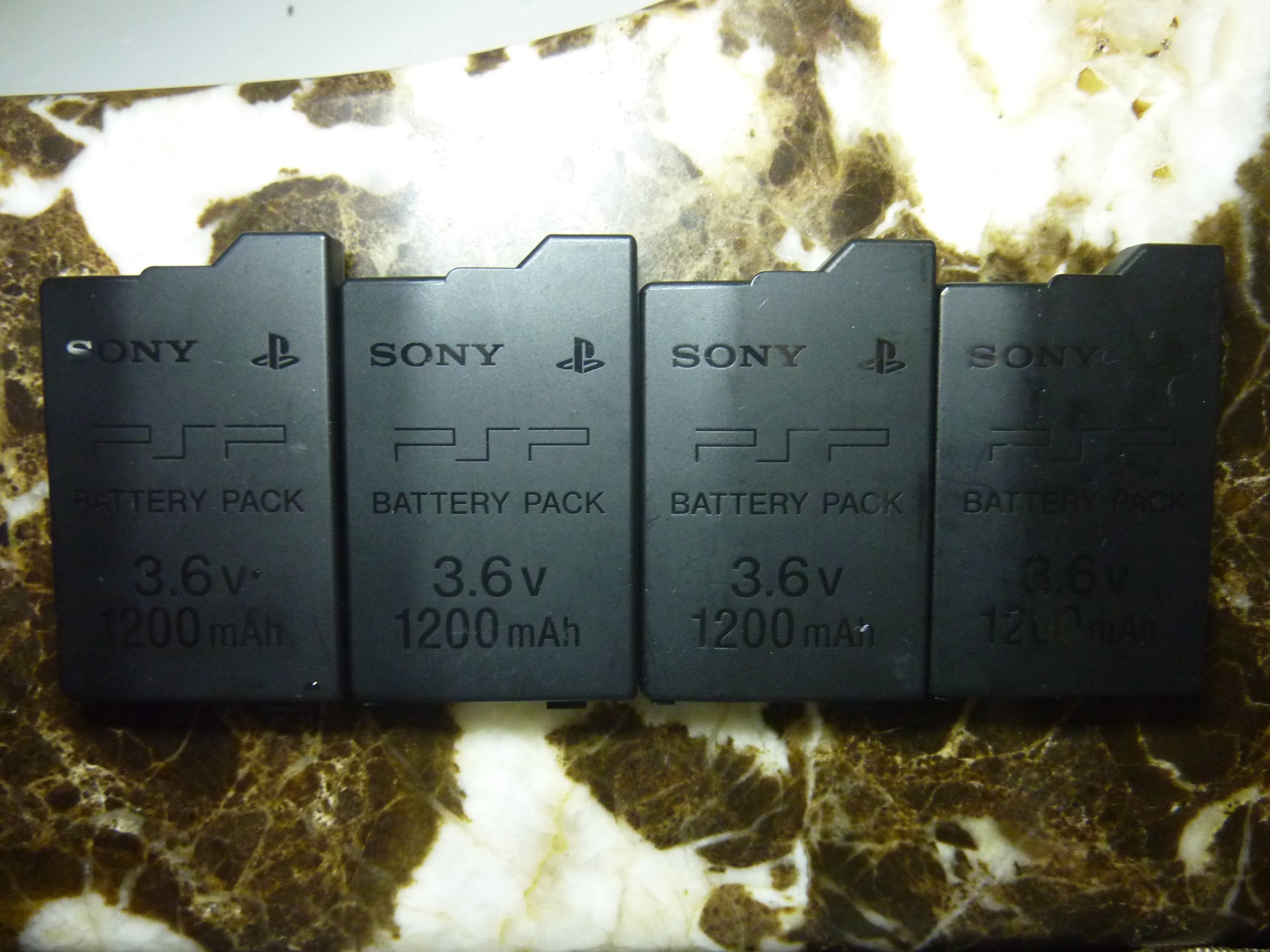 PSP 2000 batteries genuine or not? | GBAtemp.net - The Independent Video  Game Community