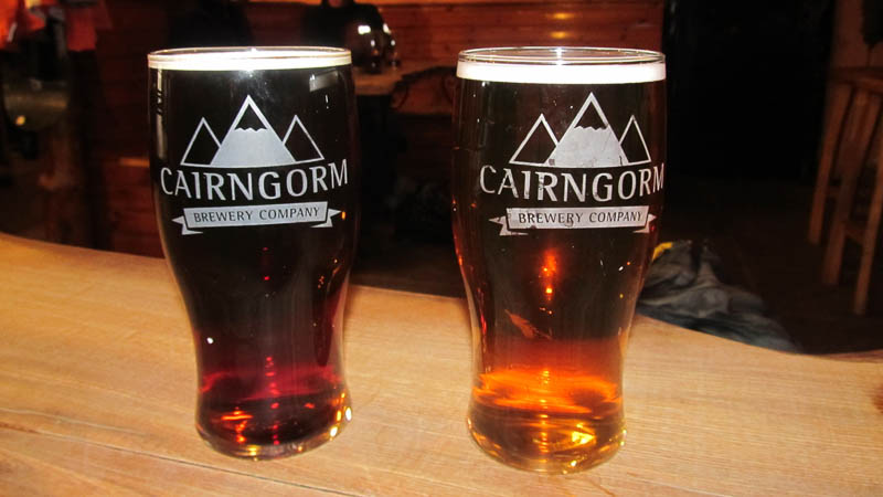 Schottland-West-Highland-Way-Pint-Bier-Pub.jpg