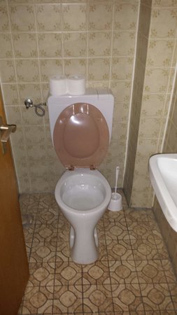toilette-fur-6-leute.jpg