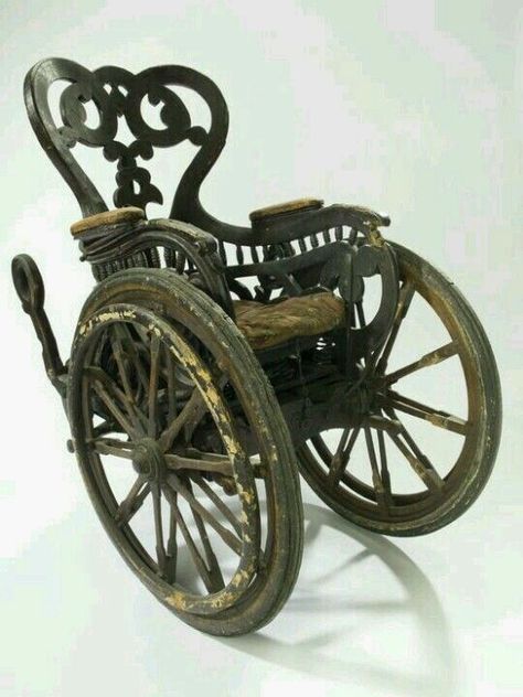 wheelchairold.jpg