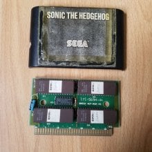 600px-Sonic_1_md_proto_-_cart_front.jpg